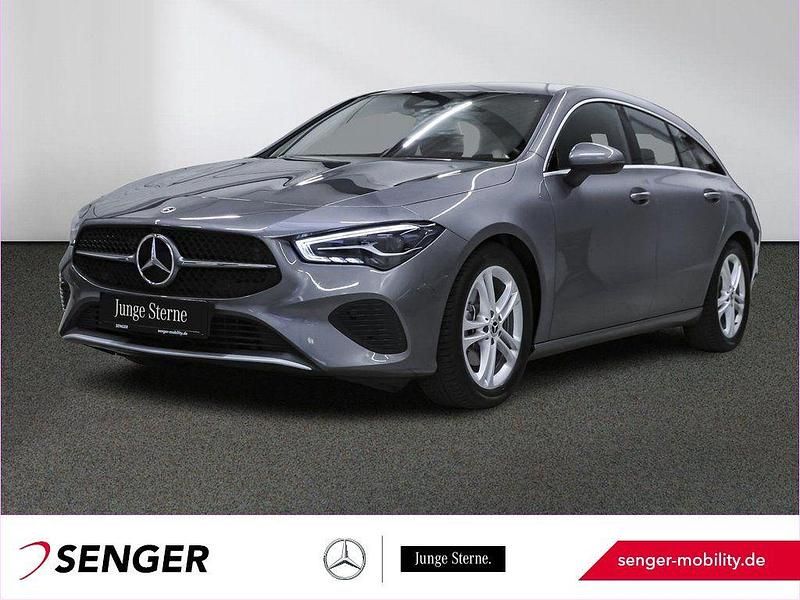 Lack mountaingrau Gebraucht 2024 Mercedes CLA180 Shooting Brake Kombi | 30.830 € (Fairer Preis) - Bild 1/3