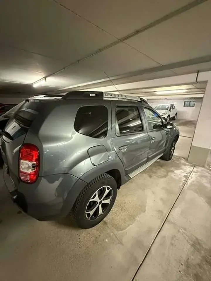 Używany Dacia Duster 114 KM (83 kW) 2017 Szary SUV