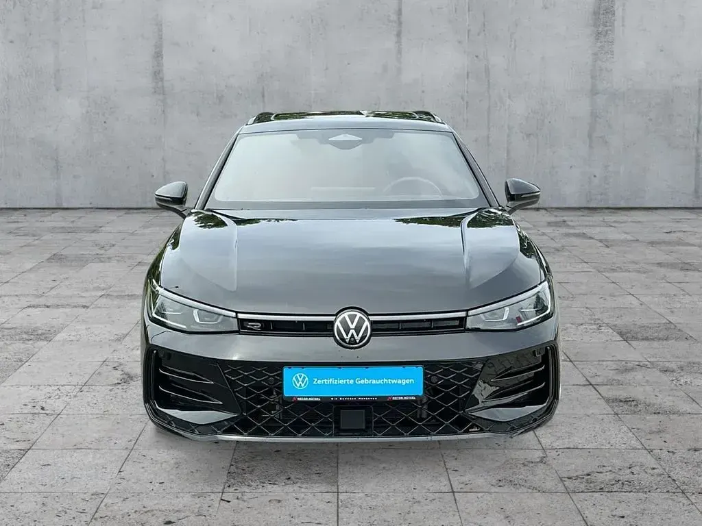 Gebraucht VW Passat R-line 272 PS (200 kW) 2025 Schwarz Kombi
