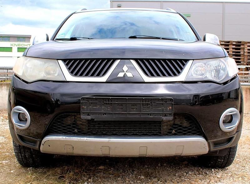 Gebraucht Mitsubishi Outlander 140 PS (102 kW) 2008 Schwarz SUV