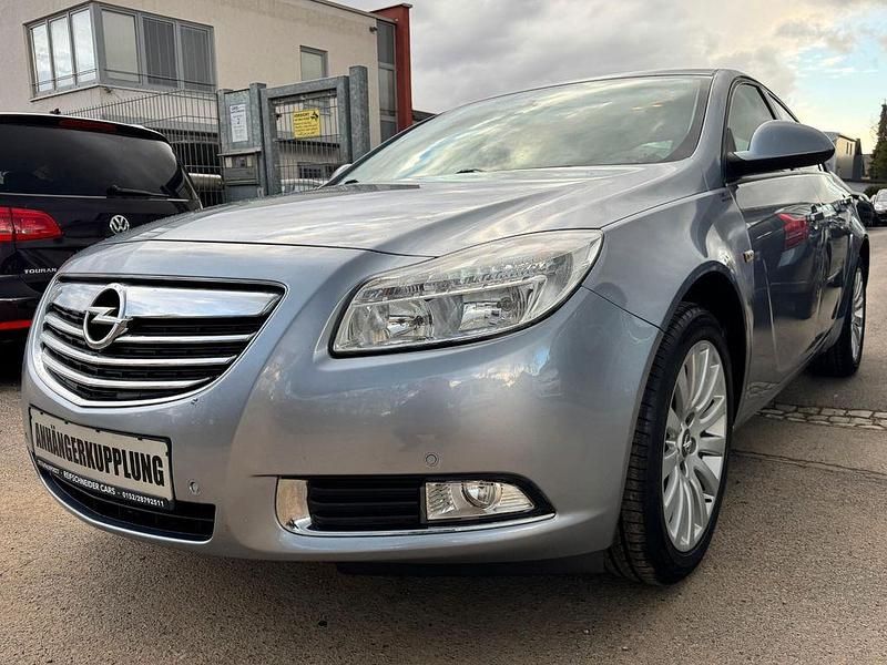 Gebraucht Opel Insignia Selection 140 PS (102 kW) 2009 Silber Limousine