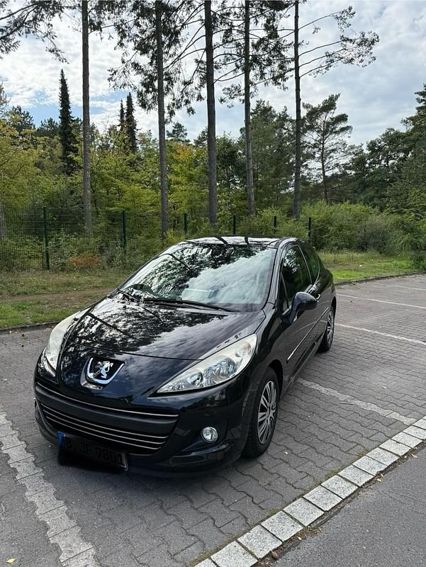 Schwarz Gebraucht 2011 Peugeot 207 Kleinwagen | 2.900 € (Fairer Preis) - Bild 1/4