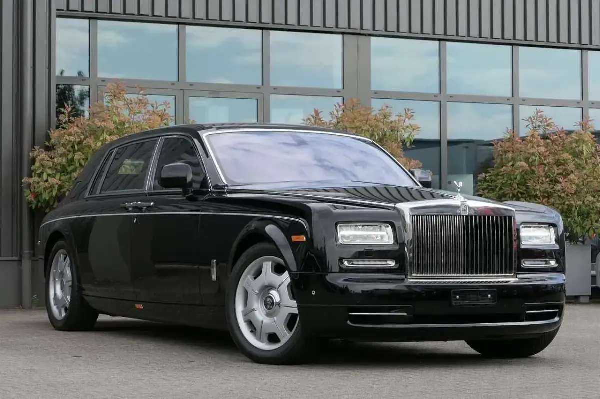 Gebraucht Rolls Royce Phantom 460 PS (338 kW) 2016 Schwarz Limousine
