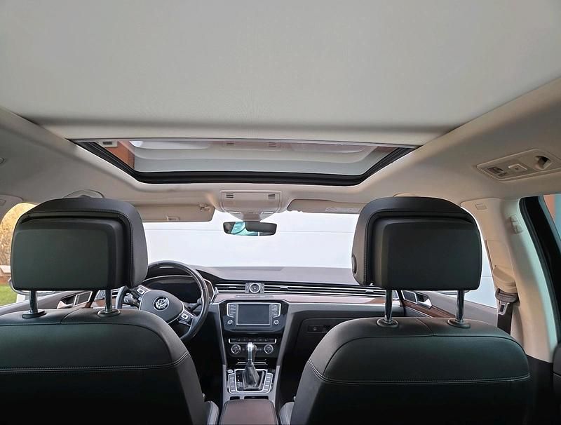 Gebraucht VW Passat Highline 150 PS (110 kW) 2016 Schwarz Kombi