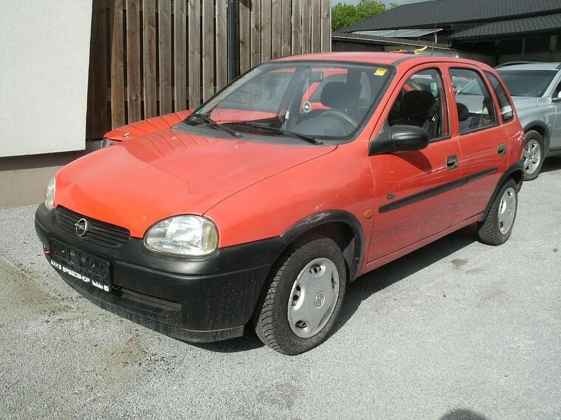 Rot Gebraucht 1999 Opel Corsa Limousine | 550 € (Guter Preis) - Bild 1/4