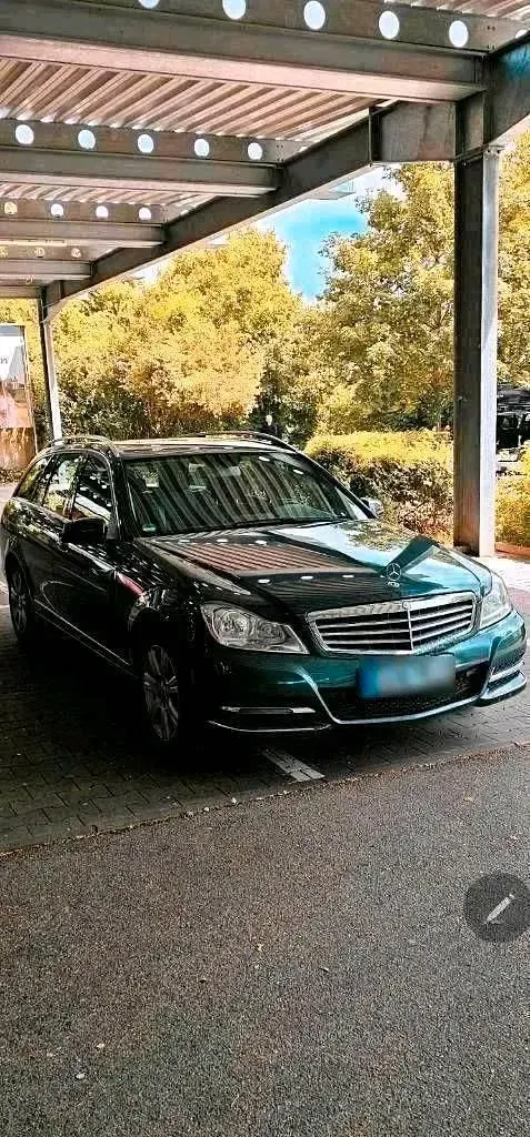 Gebraucht Mercedes C220 170 PS (125 kW) 2014 Andere farben Kombi