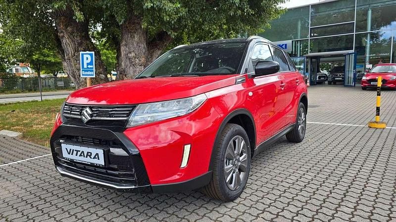 Bright red/black pearl Neu 2025 Suzuki Vitara Comfort SUV | 22.950 € (Guter Preis) - Bild 1/4