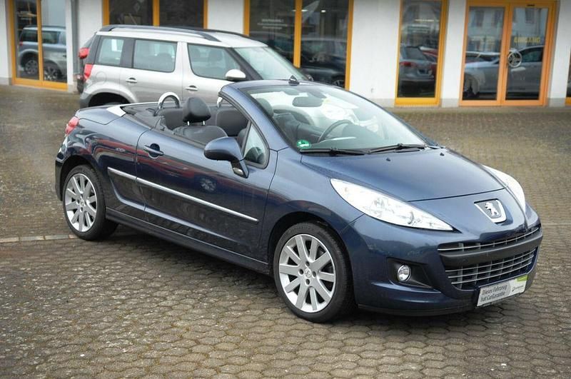 Gebraucht Peugeot 207 Allure 111 PS (81 kW) 2012 Blau Cabrio
