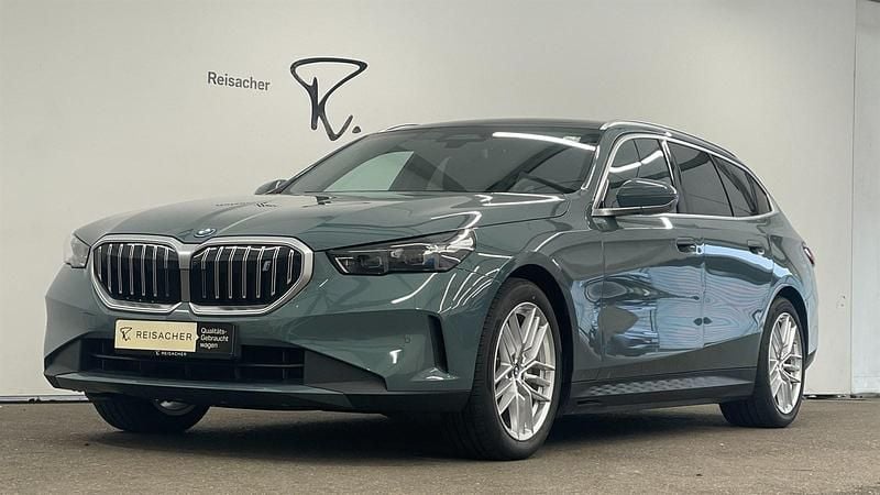 Cape york grün metallic Gebraucht 2024 BMW i5 Comfort Edition Limousine | 59.990 € (Superpreis) - Bild 1/4