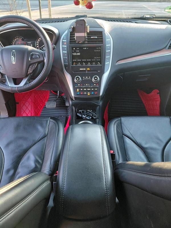 Gebraucht Lincoln MKC 245 PS (180 kW) 2019 Schwarz SUV