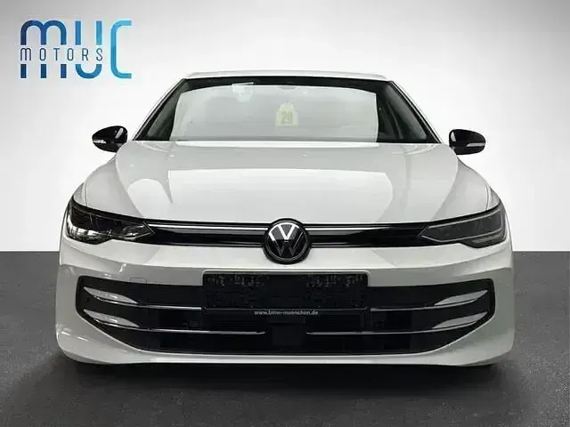 Gebraucht VW Golf VIII Goal 150 PS (110 kW) 2024 Pure white Limousine