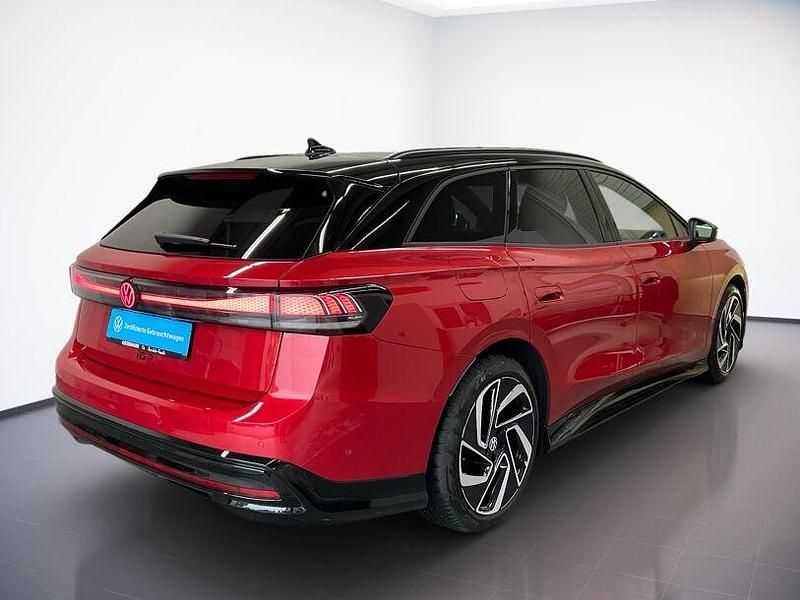 Gebraucht VW ID.7 Pro 210 kW (286 PS) 2025 Kings red metallic Kombi