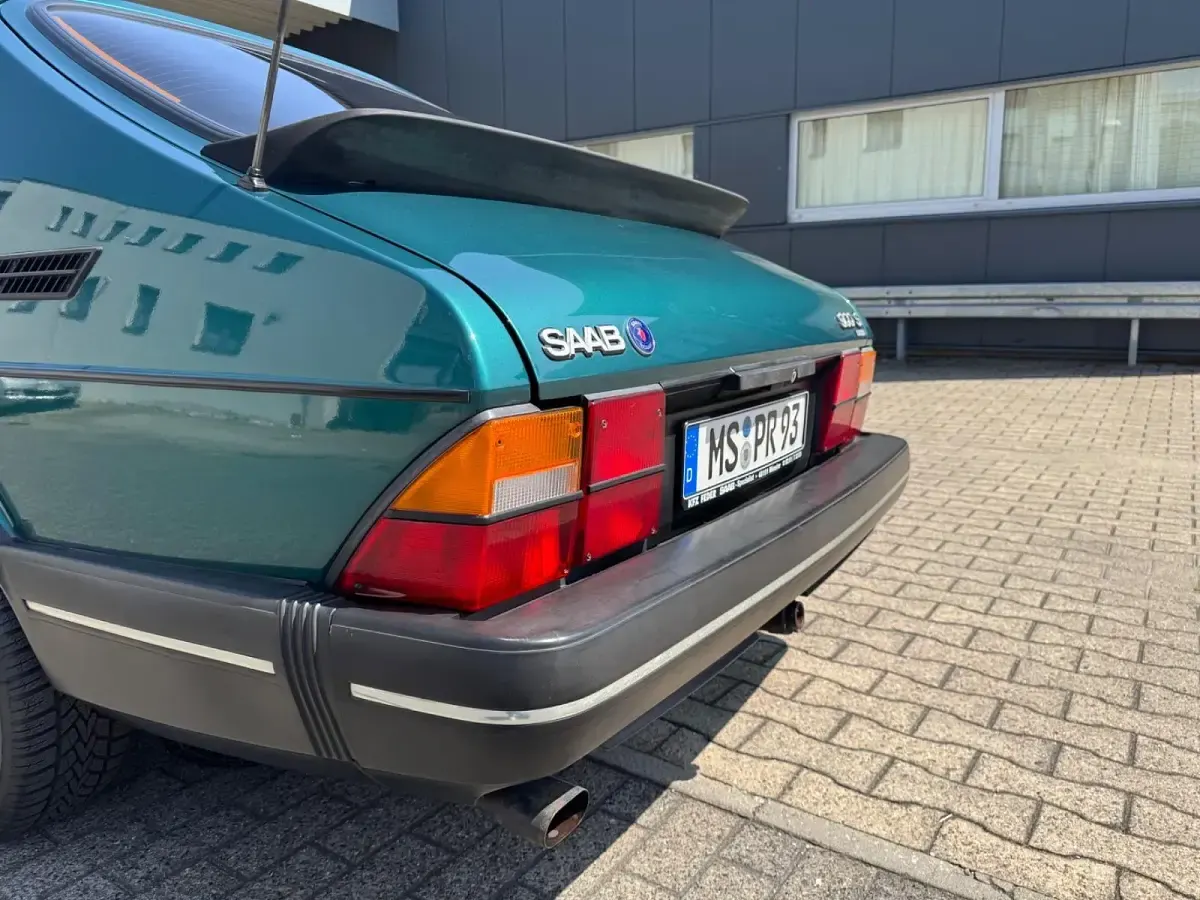 Gebraucht Saab 900 141 PS (103 kW) 1992 Grün Coupé