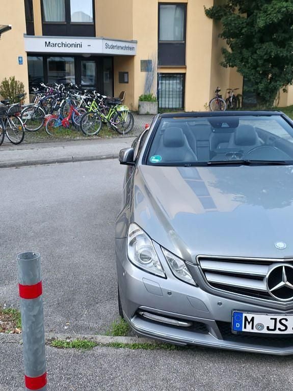 Gebraucht Mercedes E220 Avantgarde 170 PS (125 kW) 2012 Silber Cabrio