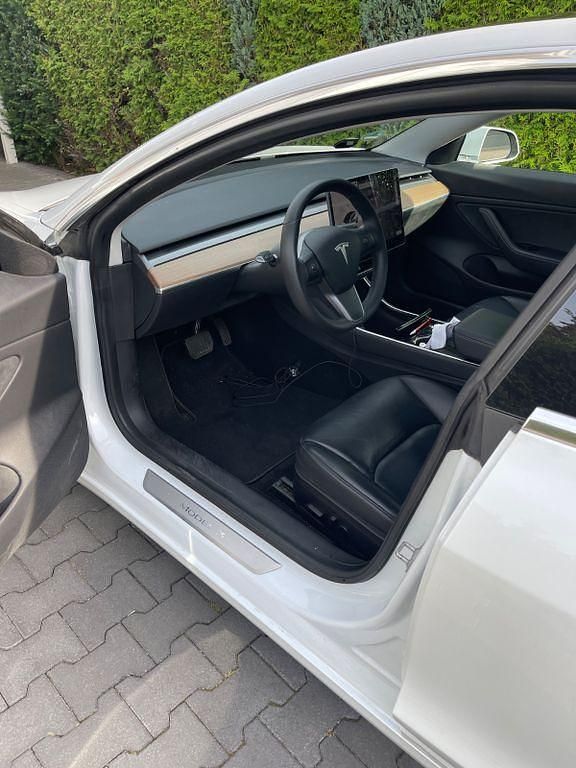Weiß Gebraucht 2019 Tesla Model 3 Limousine | 19.900 € (Guter Preis) - Bild 1/4