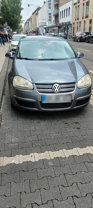 Gebraucht VW Jetta 105 PS (77 kW) 2007 Limousine
