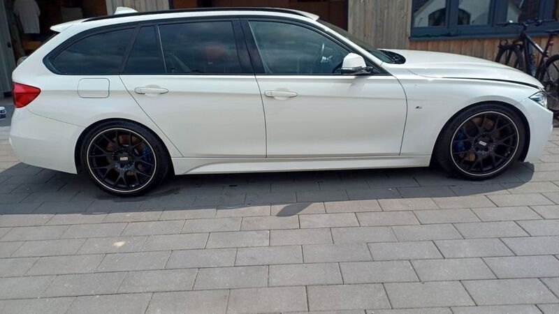 Weiß Gebraucht 2015 BMW 340 M Sport Kombi | 31.200 € (Fairer Preis) - Bild 1/4
