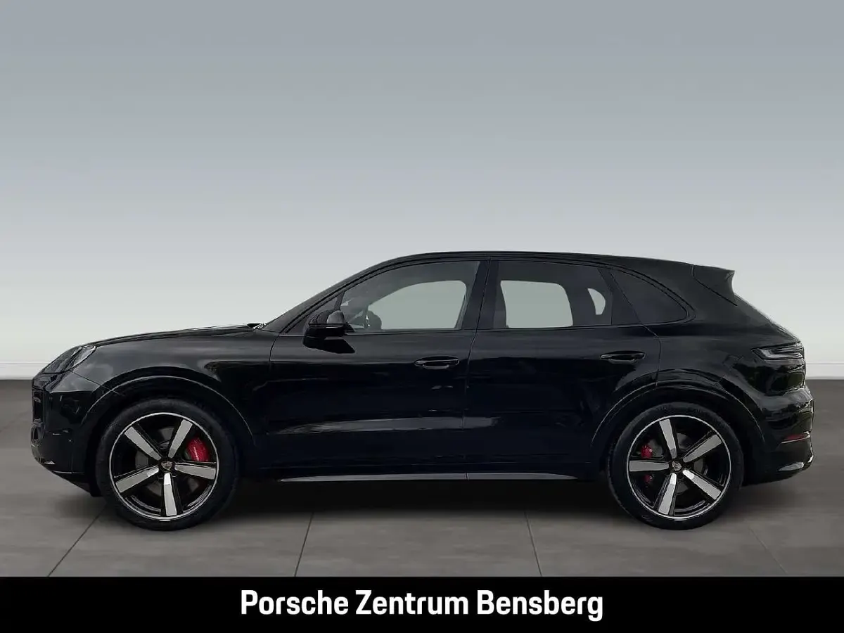 Usata Porsche Cayenne GTS 500 CV (367 kW) 2025 Nero SUV