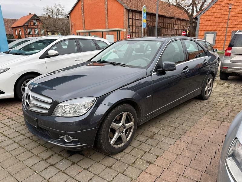 Gebraucht Mercedes C180 156 PS (114 kW) 2010 Grau Limousine