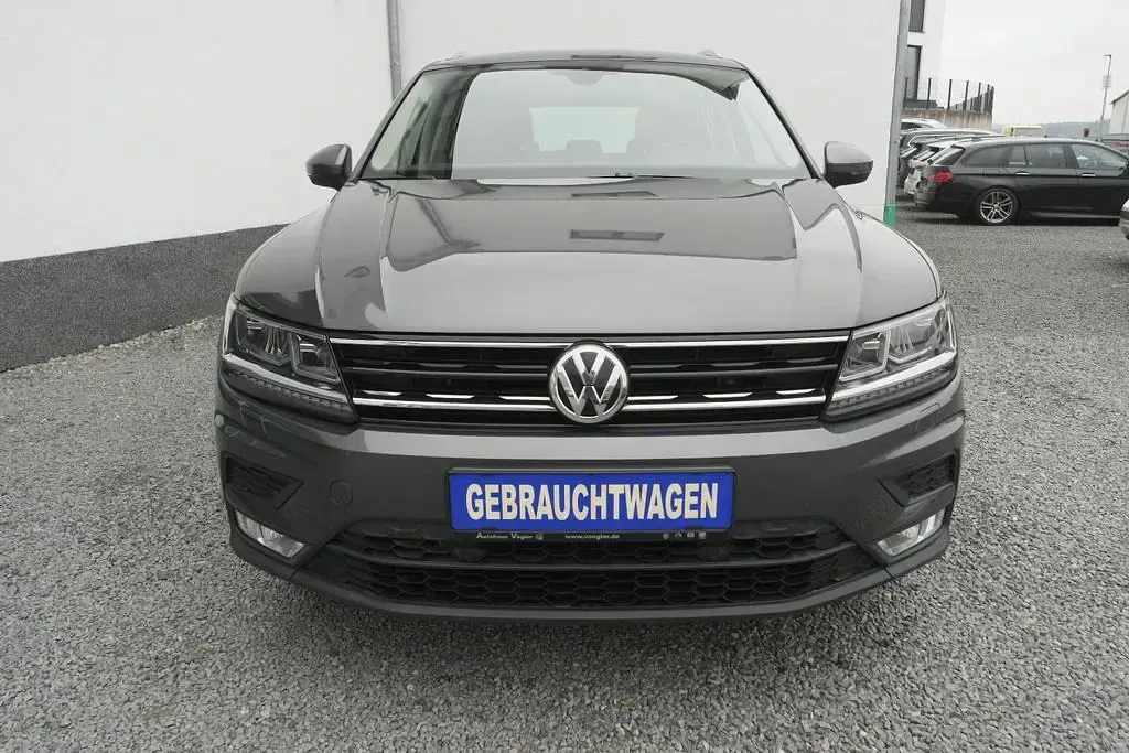 Gebraucht VW Tiguan Sound 150 PS (110 kW) 2017 Grau SUV