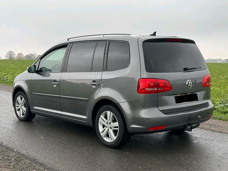 Gebraucht VW Touran 140 PS (102 kW) 2011 Van / Kleinbus