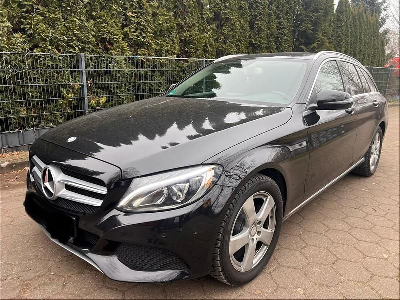 Gebraucht Mercedes C180 116 PS (85 kW) 2015 Schwarz Kombi