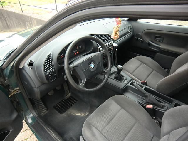 Gebraucht BMW 316 102 PS (75 kW) 1995 Grün Limousine