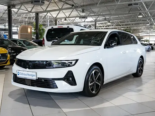 Gebraucht Opel Astra 131 PS (96 kW) 2024 Kleinwagen