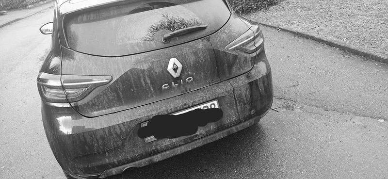 Gebraucht Renault Clio V Evolution 122 PS (89 kW) 2023 Schwarz Kombi