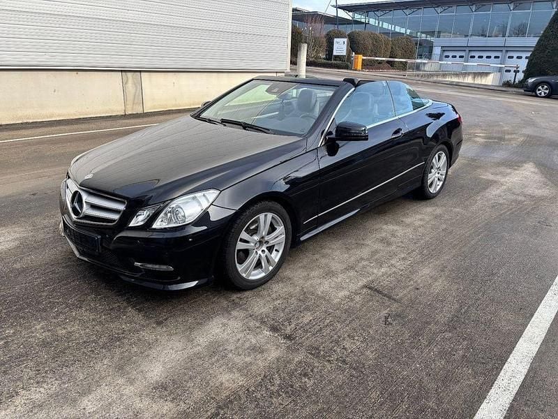 Gebraucht Mercedes E350 265 PS (194 kW) 2013 Schwarz Cabrio