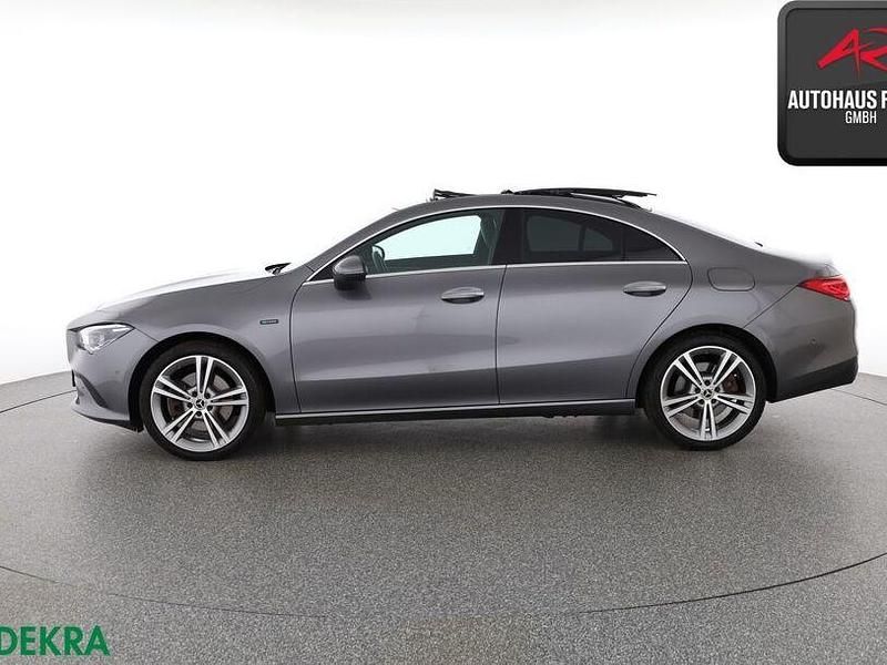 Gebraucht Mercedes CLA250e 218 PS (160 kW) 2020 Mountaingrau Limousine