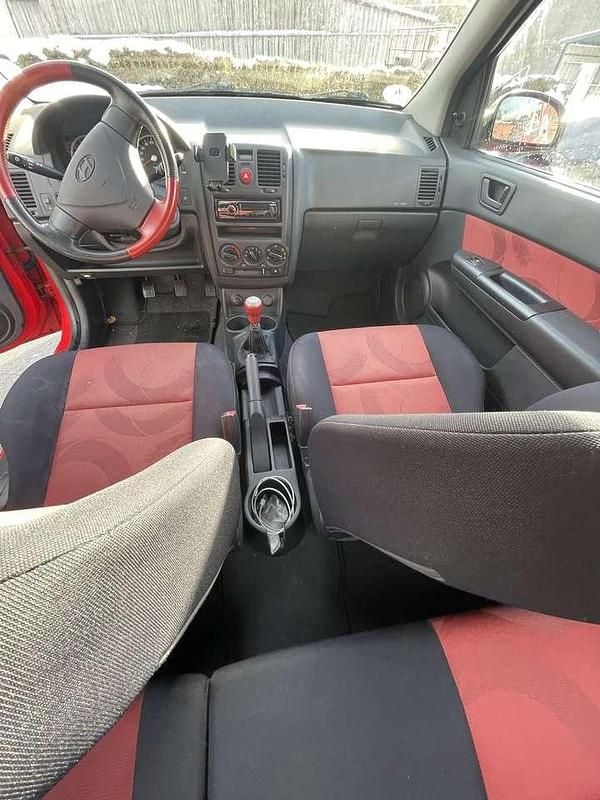 Gebraucht Hyundai Getz 67 PS (49 kW) 2007 Rot Kleinwagen