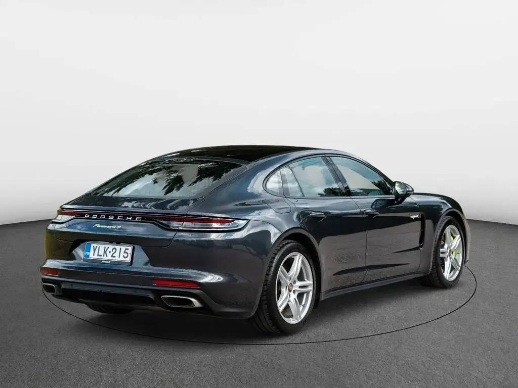 Gebraucht Porsche Panamera 4 E-Hybrid 462 PS (339 kW) 2022 Grau Kleinwagen