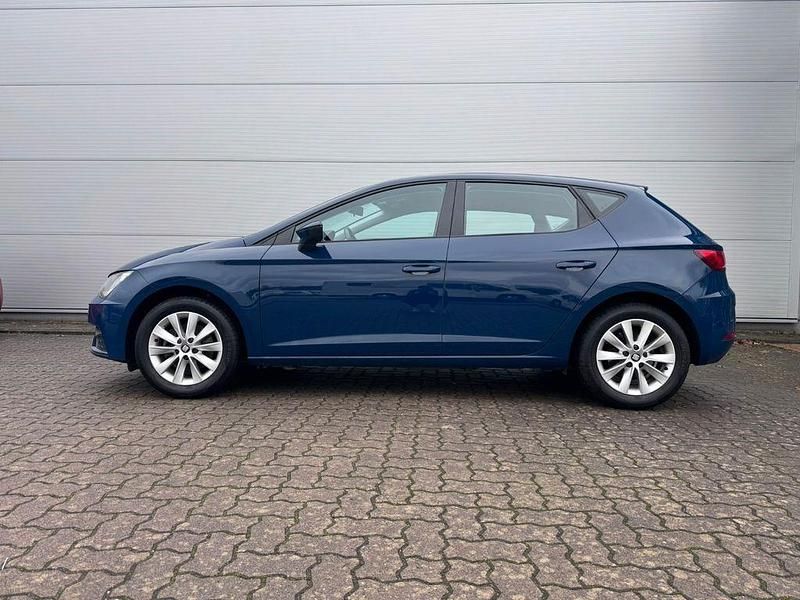 Gebraucht Seat Leon Style 125 PS (91 kW) 2018 Blau Limousine