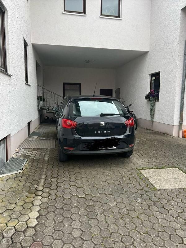 Schwarz Gebraucht 2014 Seat Ibiza Reference Kleinwagen | 3.000 € (Superpreis) - Bild 1/3