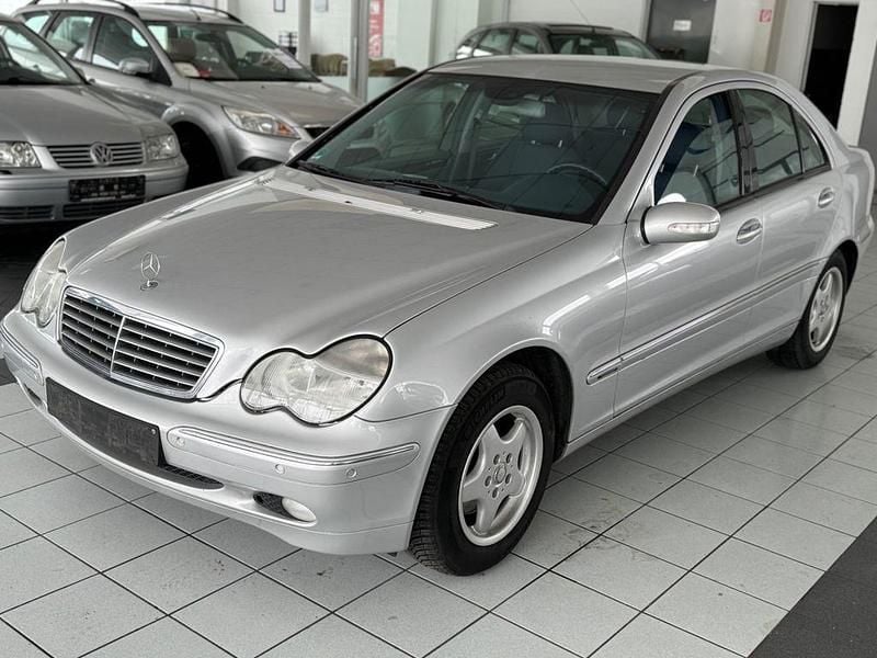 Gebraucht 2001 Mercedes C180 Elegance Limousine | 2.999 € (Fairer Preis) - Bild 1/4