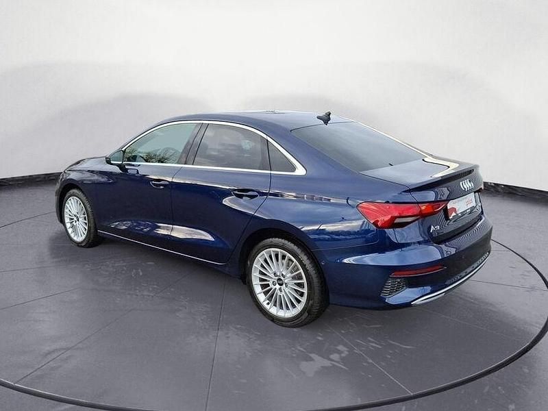 Gebraucht Audi A3 Advanced 150 PS (110 kW) 2024 Navarrablau metallic Limousine