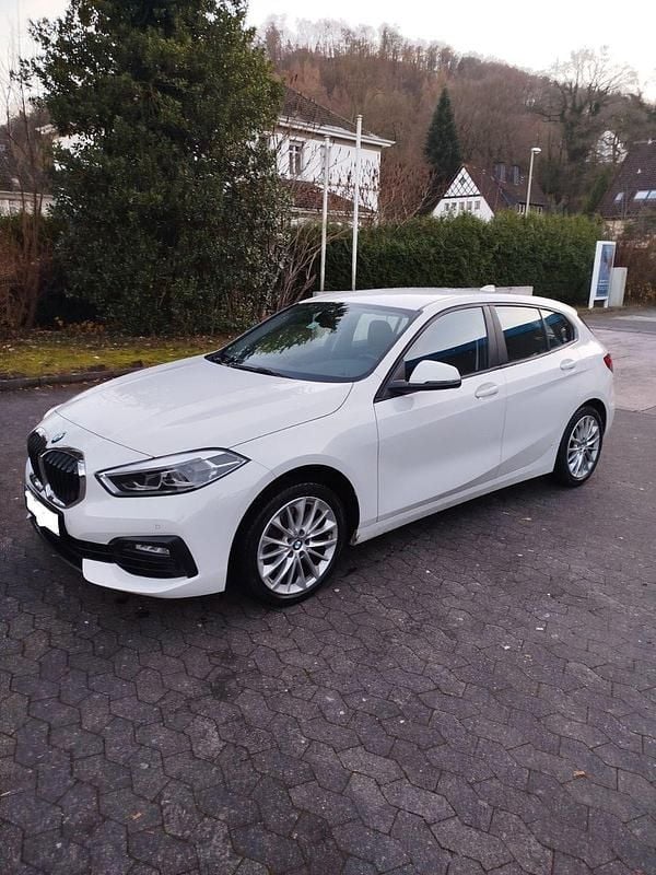 Gebraucht BMW 120 190 PS (139 kW) 2020 Weiß Kleinwagen