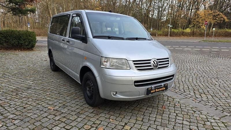 Gebraucht VW T5 131 PS (96 kW) 2004 Silber Van