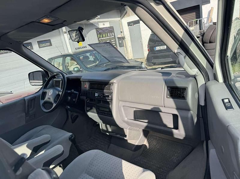 Gebraucht VW Multivan 140 PS (102 kW) 1999 Weiß Van