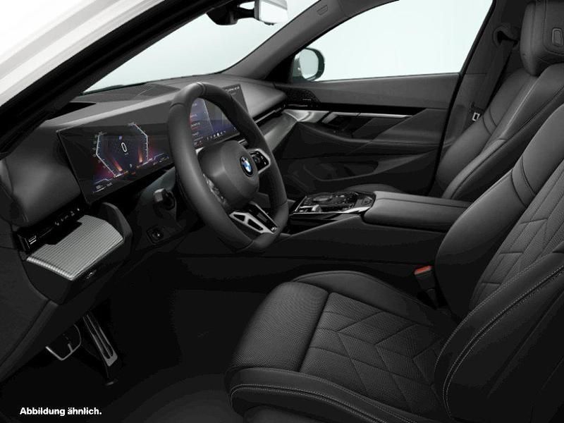 Gebraucht 2025 BMW 520 Comfort Edition Kombi | 59.775 € (Fairer Preis) - Bild 1/1
