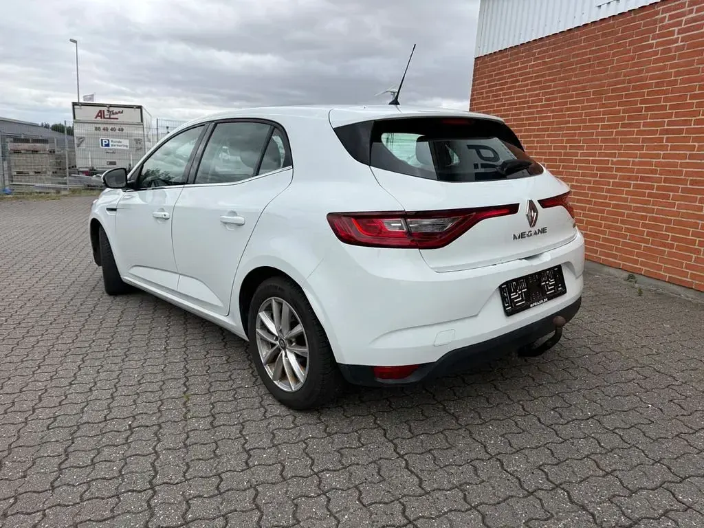 Gebraucht Renault Mégane IV LIMITED 110 PS (80 kW) 2018 Weiß Limousine