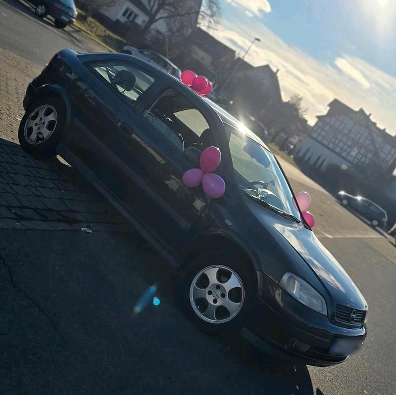 Gebraucht Opel Astra 101 PS (74 kW) 1999 Schwarz Coupé
