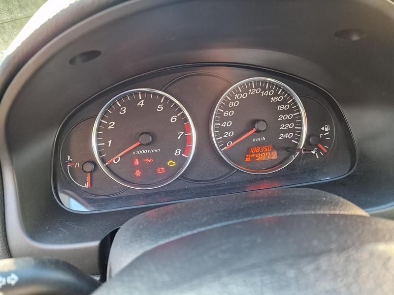 Gebraucht Mazda 6 Inclusive 141 PS (103 kW) 2005 Silber Kombi