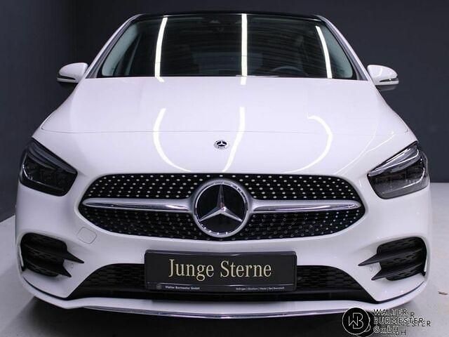 Gebraucht Mercedes B250 AMG 224 PS (164 kW) 2022 Unilack polarweiß Kleinwagen