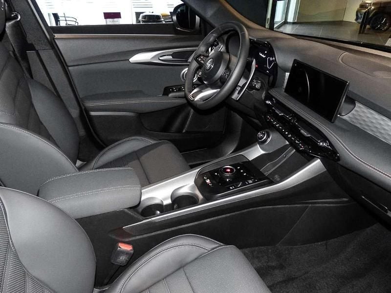 Neu Alfa Romeo Tonale Veloce 174 PS (127 kW) 2026 Verde monza SUV