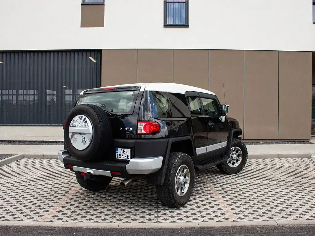Gebraucht Toyota FJ Cruiser 258 PS (189 kW) 2011 Schwarz SUV