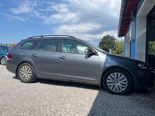 Gebraucht VW Golf VI Trendline 90 PS (66 kW) 2011 Grau Kleinwagen
