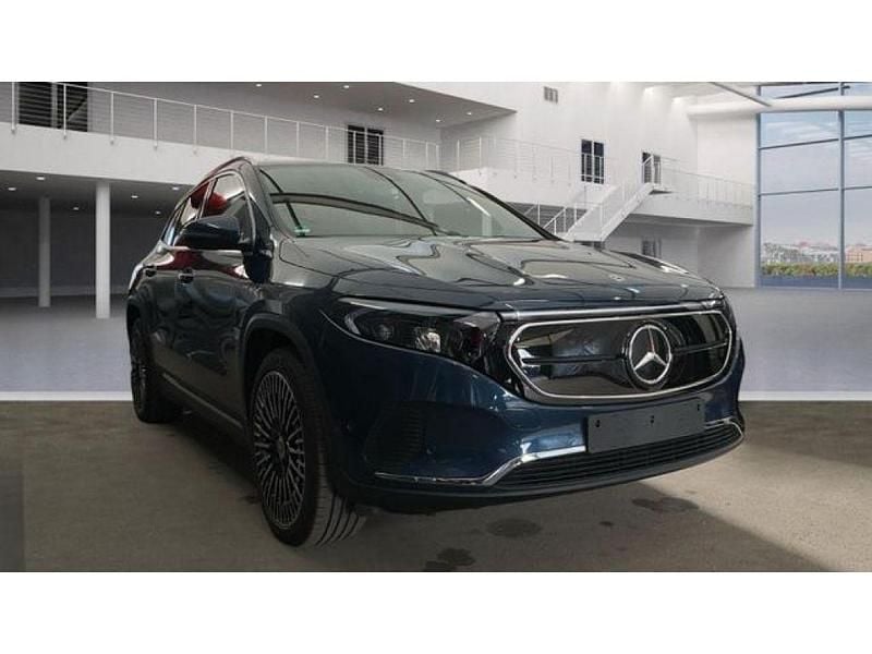 Gebraucht Mercedes EQA250 139 kW (190 PS) 2022 Blau SUV