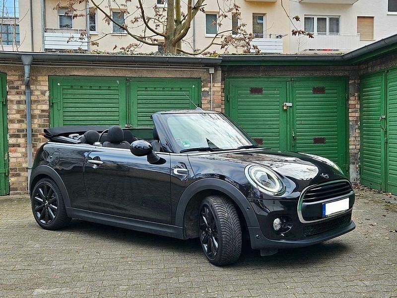 Gebraucht Mini One Cabriolet 102 PS (75 kW) 2019 Schwarz Cabrio